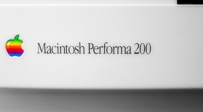 15/ 08/ 1992 | Macintosh Performa