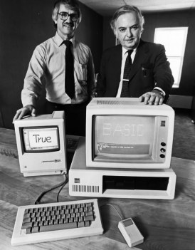 Οι Κέμενι και Κουρτζ ίδρυσαν το 1983 μία εταιρεία για τη διάδοση της True BASIC που βασιζόταν στη δική τους πρωταρχική έκδοση της Dartmouth BASIC. Ήδη, εκείνη την εποχή, υπάρχουν αμέτρητες εκδόσεις της γλώσσας.