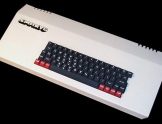 Το πληκτρολόγιο του πρωτότυπου Smaky 6. Το "Smart Keyboard" από όπου πήραν το όνομά τους οι υπολογιστές, κατασκευαζόταν από την DEC.